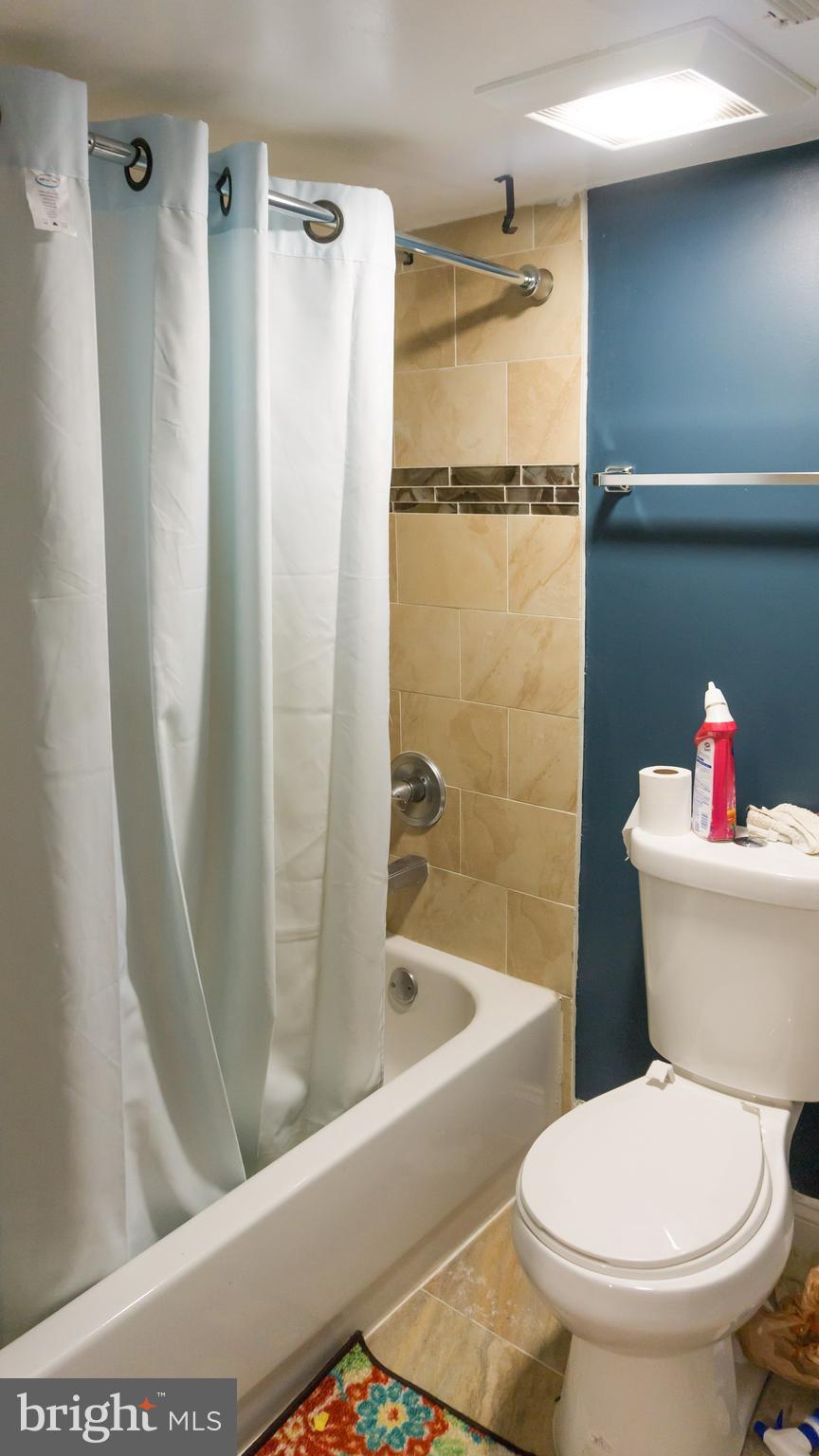 9504 Temple Hill Road Clinton, MD 20735 - Photo 18 of 29 Bath