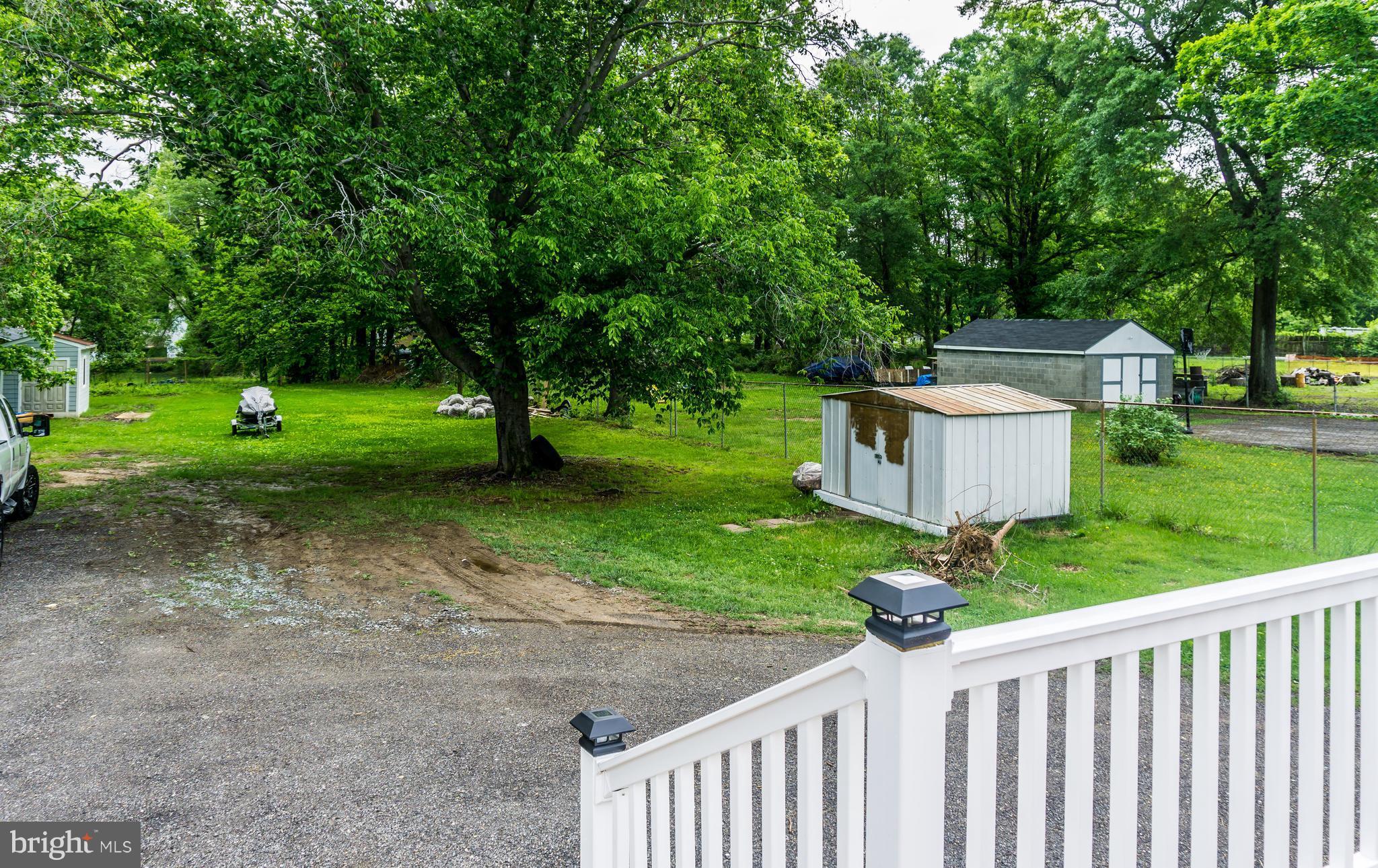 9504 Temple Hill Road Clinton, MD 20735 - Photo 23 of 29 Exterior (Rear)