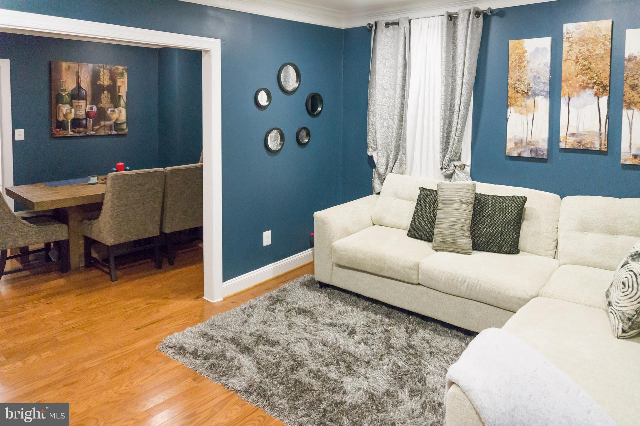 9504 Temple Hill Road Clinton, MD 20735 - Photo 5 of 29 Living Room