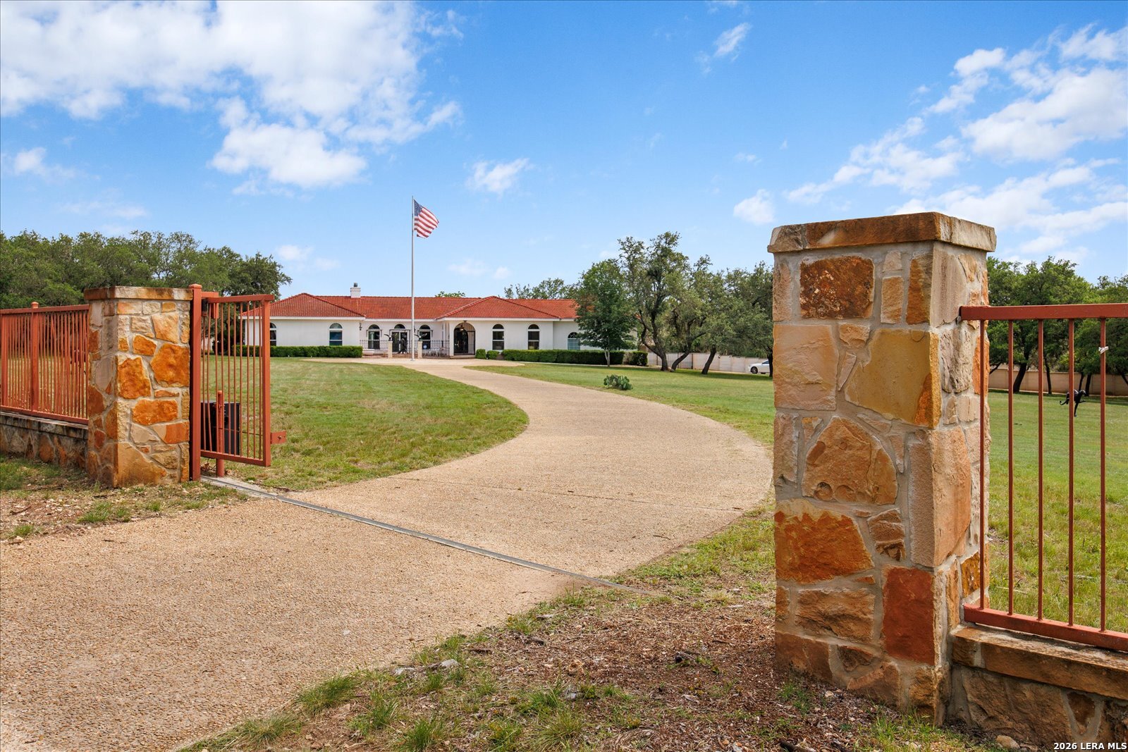 8413 Wembley Fair Oaks Ranch, TX 78015 - Photo 5 of 51