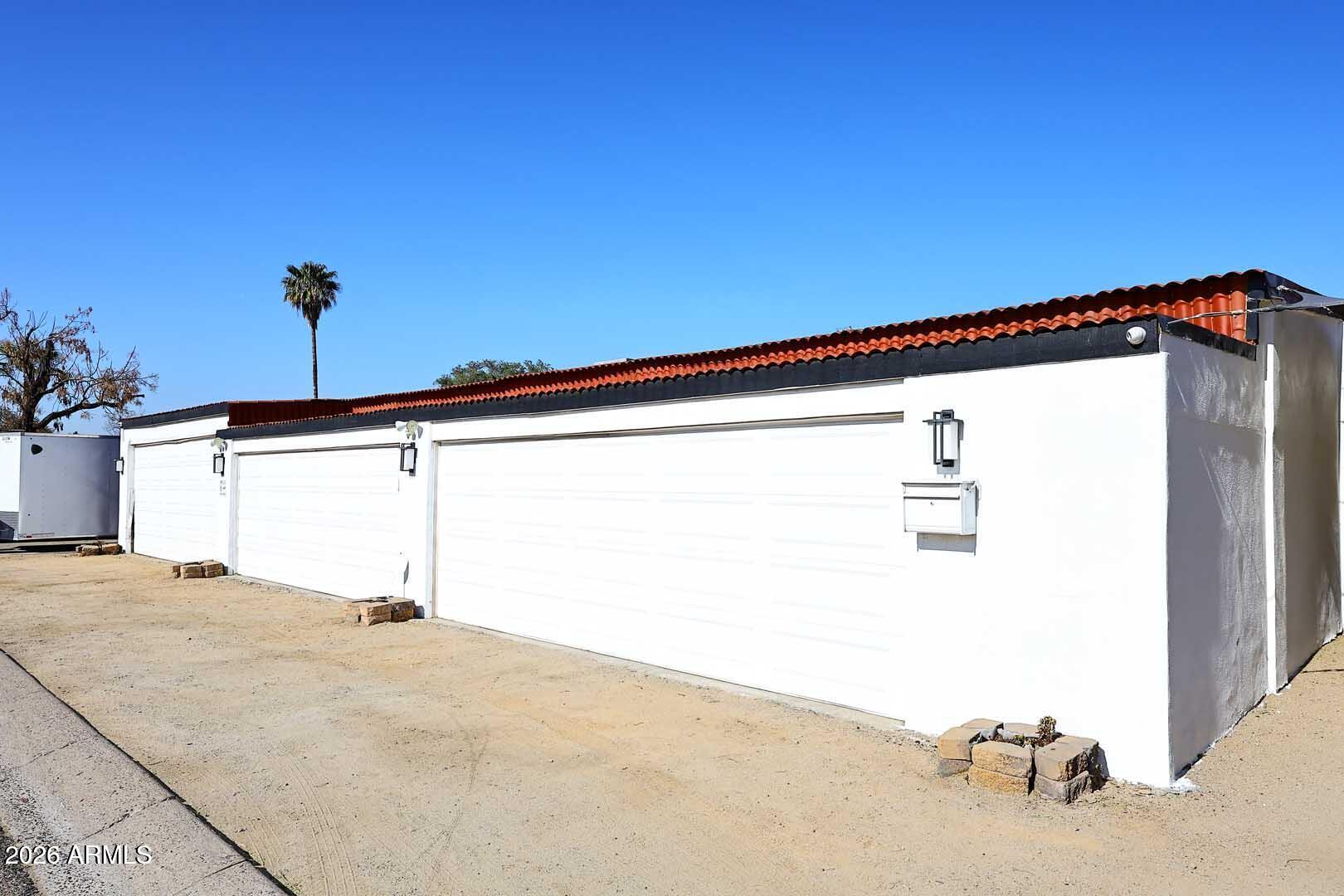 3502 North 22nd Street Phoenix, AZ 85016 - Photo 35 of 35 a view of a backyard of the house