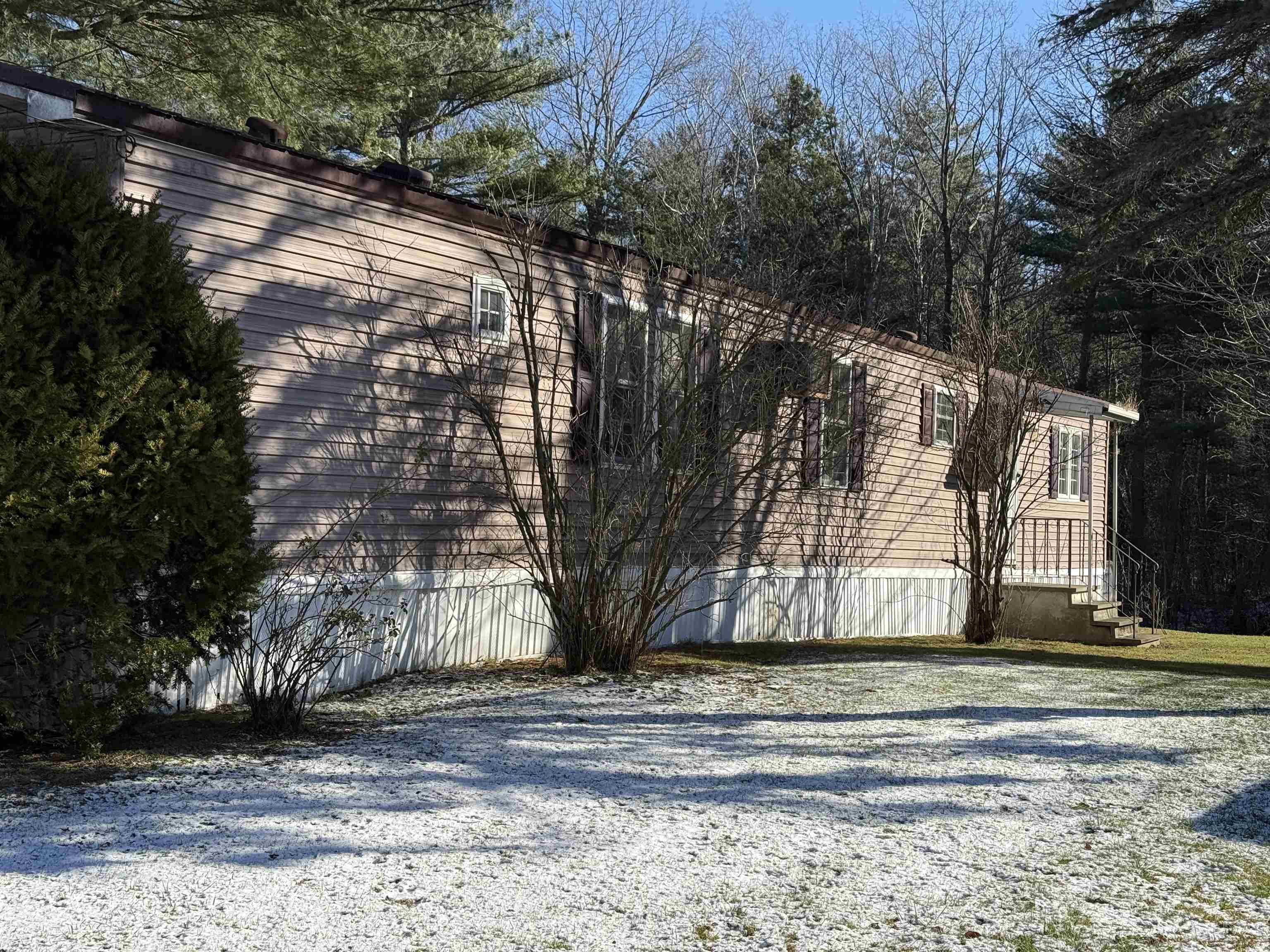 1013 Camelot Drive Exeter, NH 03833 - Photo 1 of 29