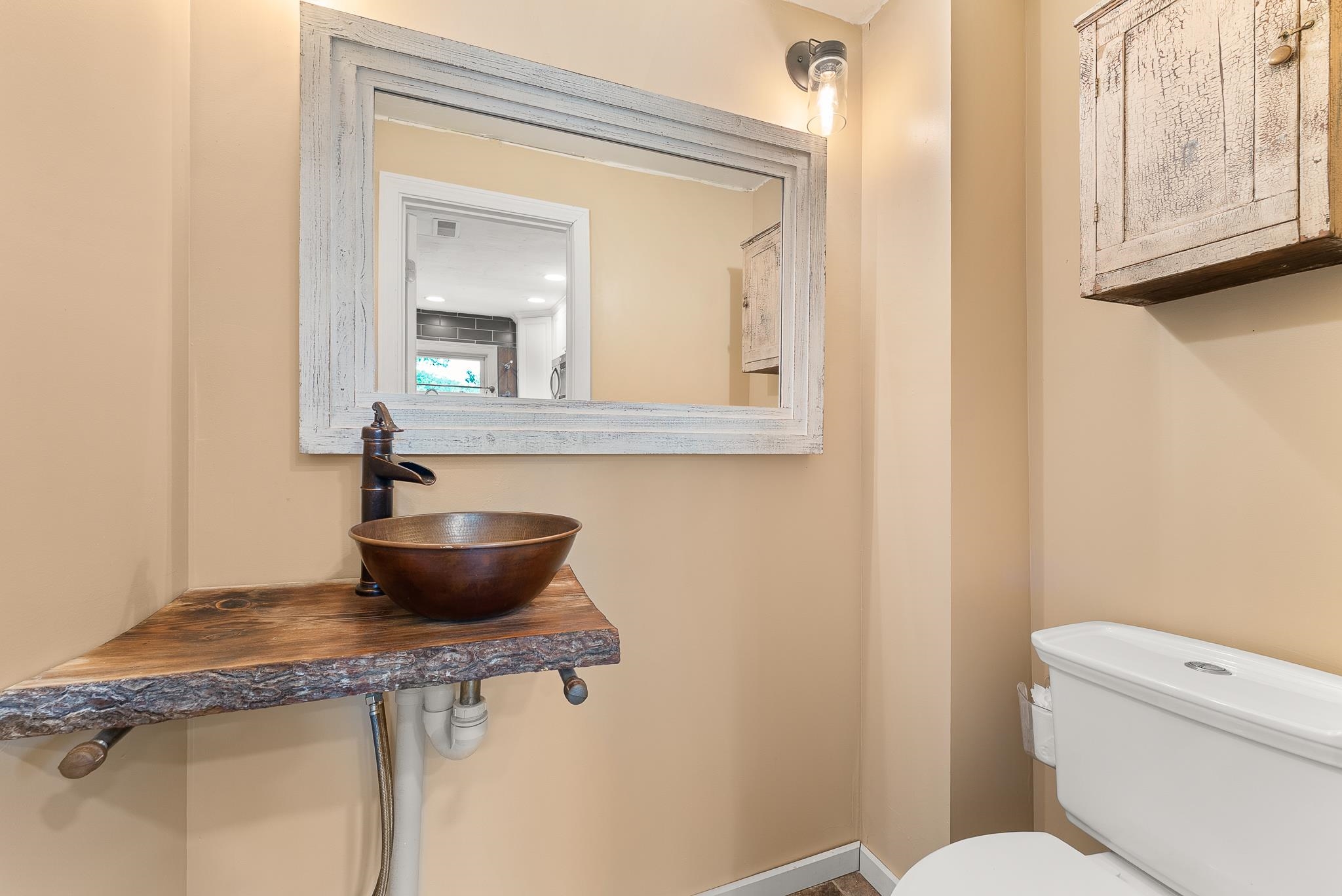447 West River Road Hooksett, NH 03106 - Photo 14 of 46