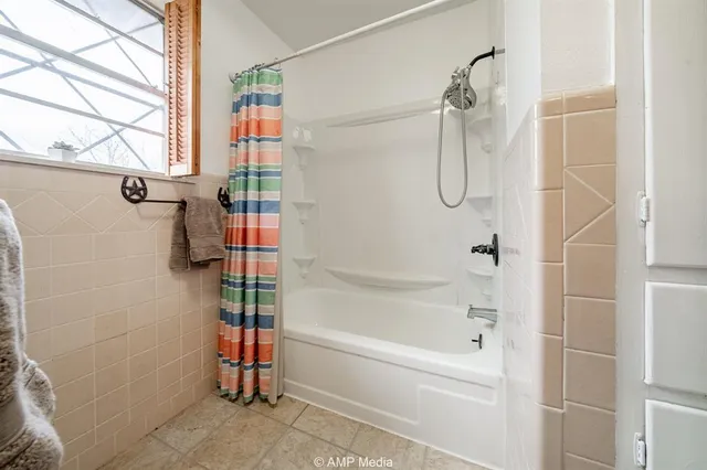 $99,000 | 510 West Irving Street, Munday, TX 76371