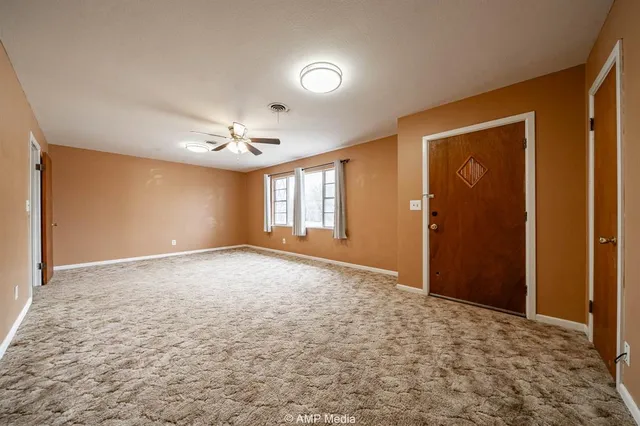 $99,000 | 510 West Irving Street, Munday, TX 76371