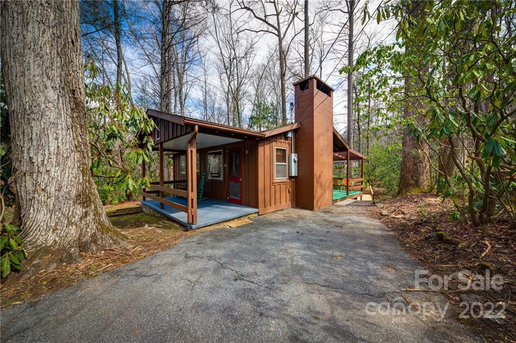 28 Viola Loop Maggie Valley, NC 28751 - Photo 1 of 13 Gallery Image 1