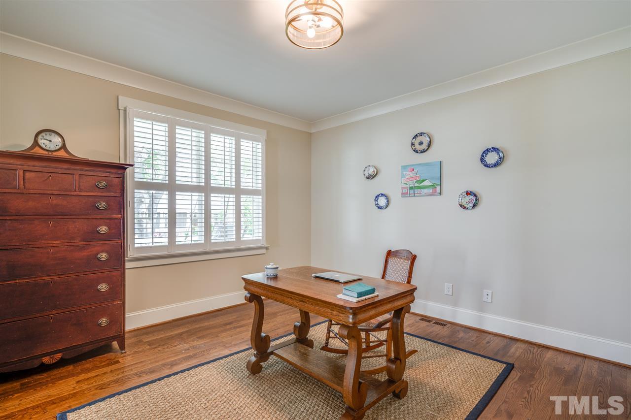 518 Peebles Street Raleigh, NC 27608 - Photo 6 of 30