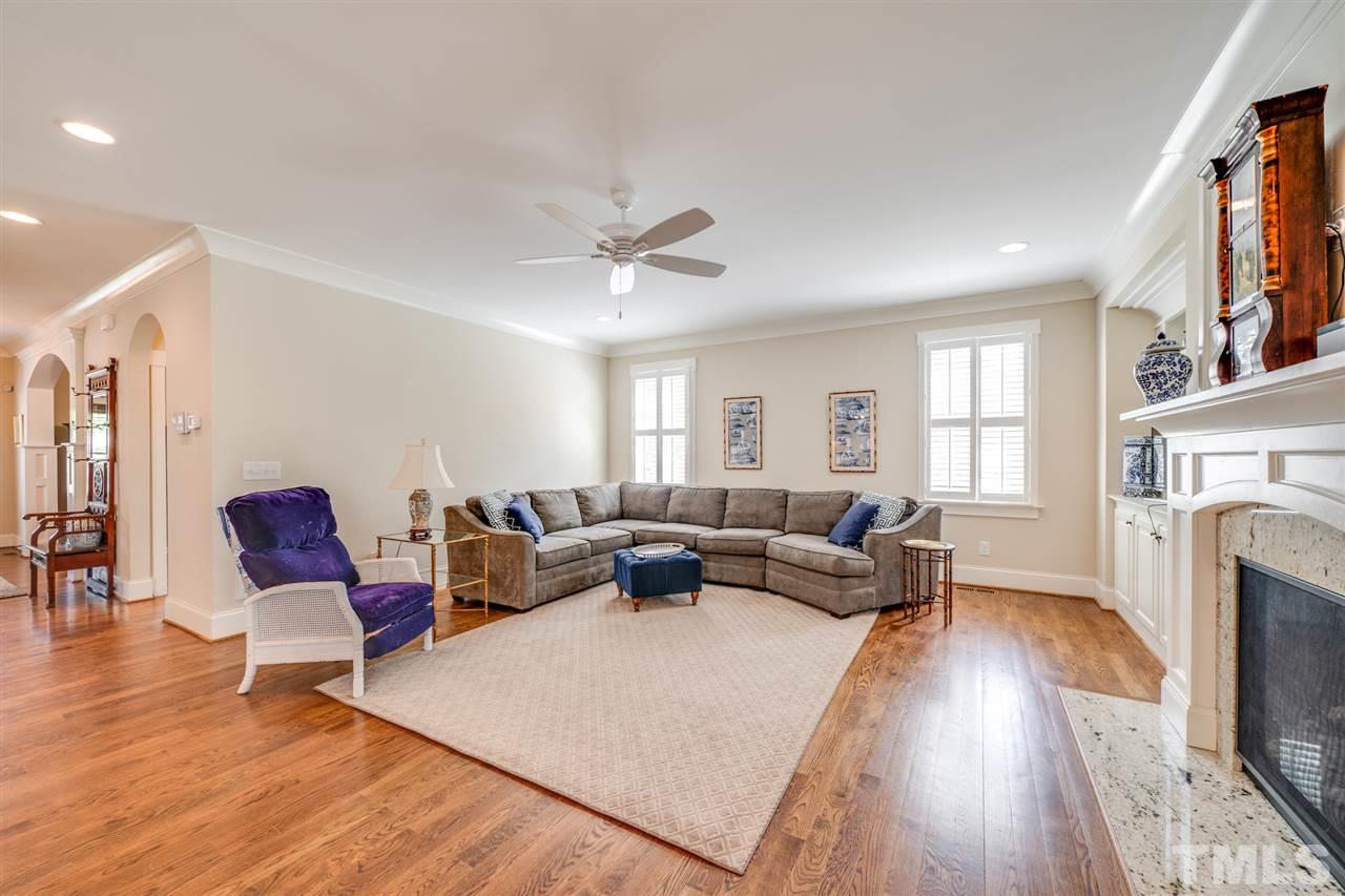 518 Peebles Street Raleigh, NC 27608 - Photo 8 of 30