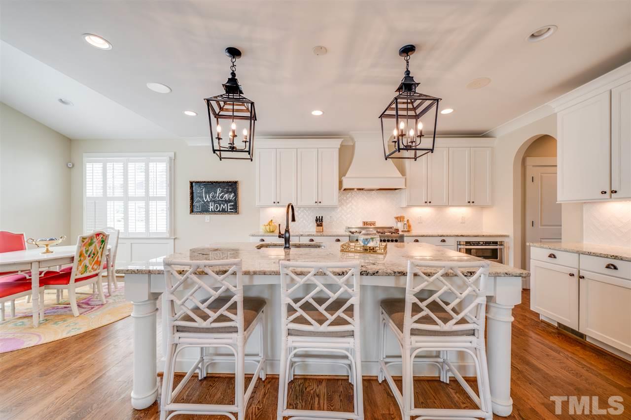 518 Peebles Street Raleigh, NC 27608 - Photo 9 of 30