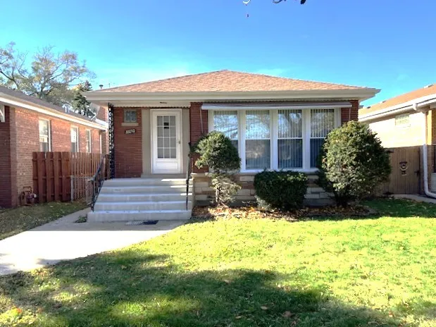 $334,900 | 10050 South Fairfield Avenue, Chicago, IL 60655