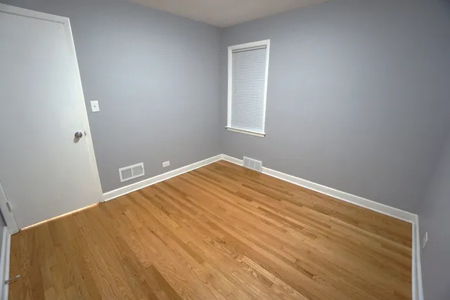 $334,900 | 10050 South Fairfield Avenue, Chicago, IL 60655