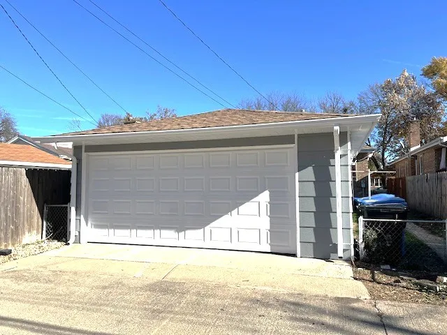 $334,900 | 10050 South Fairfield Avenue, Chicago, IL 60655