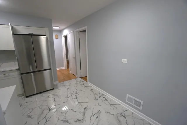 $334,900 | 10050 South Fairfield Avenue, Chicago, IL 60655