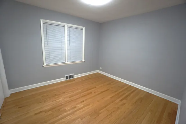 $334,900 | 10050 South Fairfield Avenue, Chicago, IL 60655