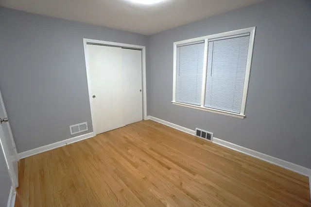 $334,900 | 10050 South Fairfield Avenue, Chicago, IL 60655