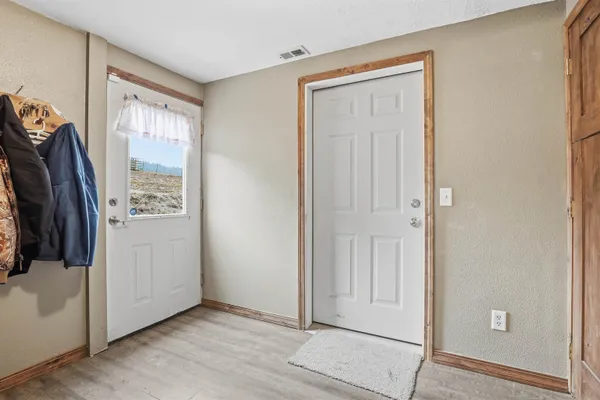 $799,000 | 26323 North Madison Road, Chattaroy, WA 99003