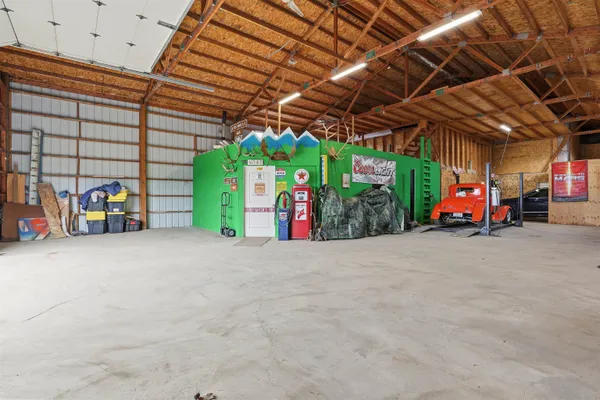 $799,000 | 26323 North Madison Road, Chattaroy, WA 99003