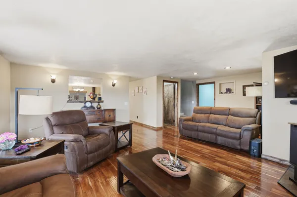 $799,000 | 26323 North Madison Road, Chattaroy, WA 99003