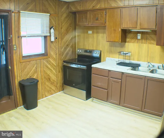 $1,050 | 27 North Price Street, St. Clair, PA 17970