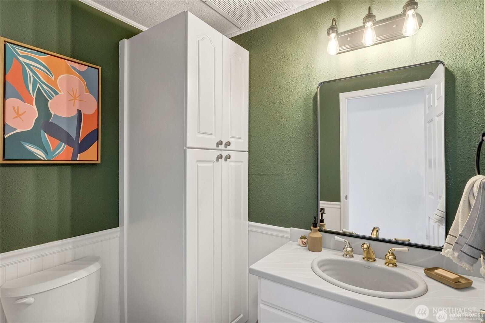 6502 Avondale Road Southwest, Unit 4 Lakewood, WA 98499 - Photo 17 of 32