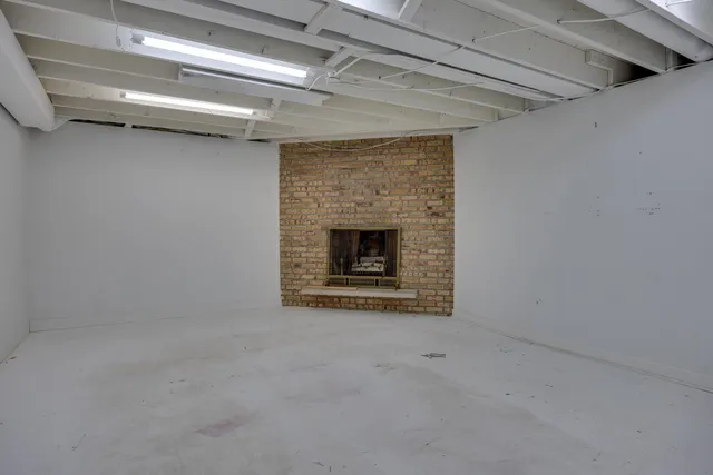 $800,000 | 237 Carillon Drive, Madison, WI 53705