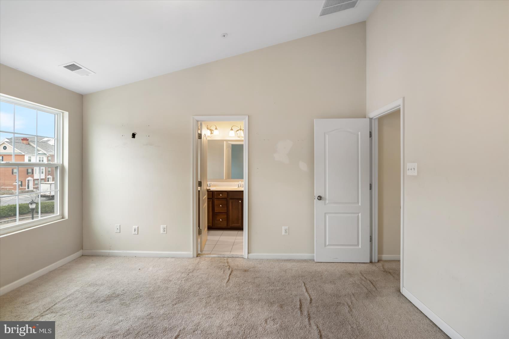 7715 Longbottom Road Elkridge, MD 21075 - Photo 24 of 35 Primary Bedroom