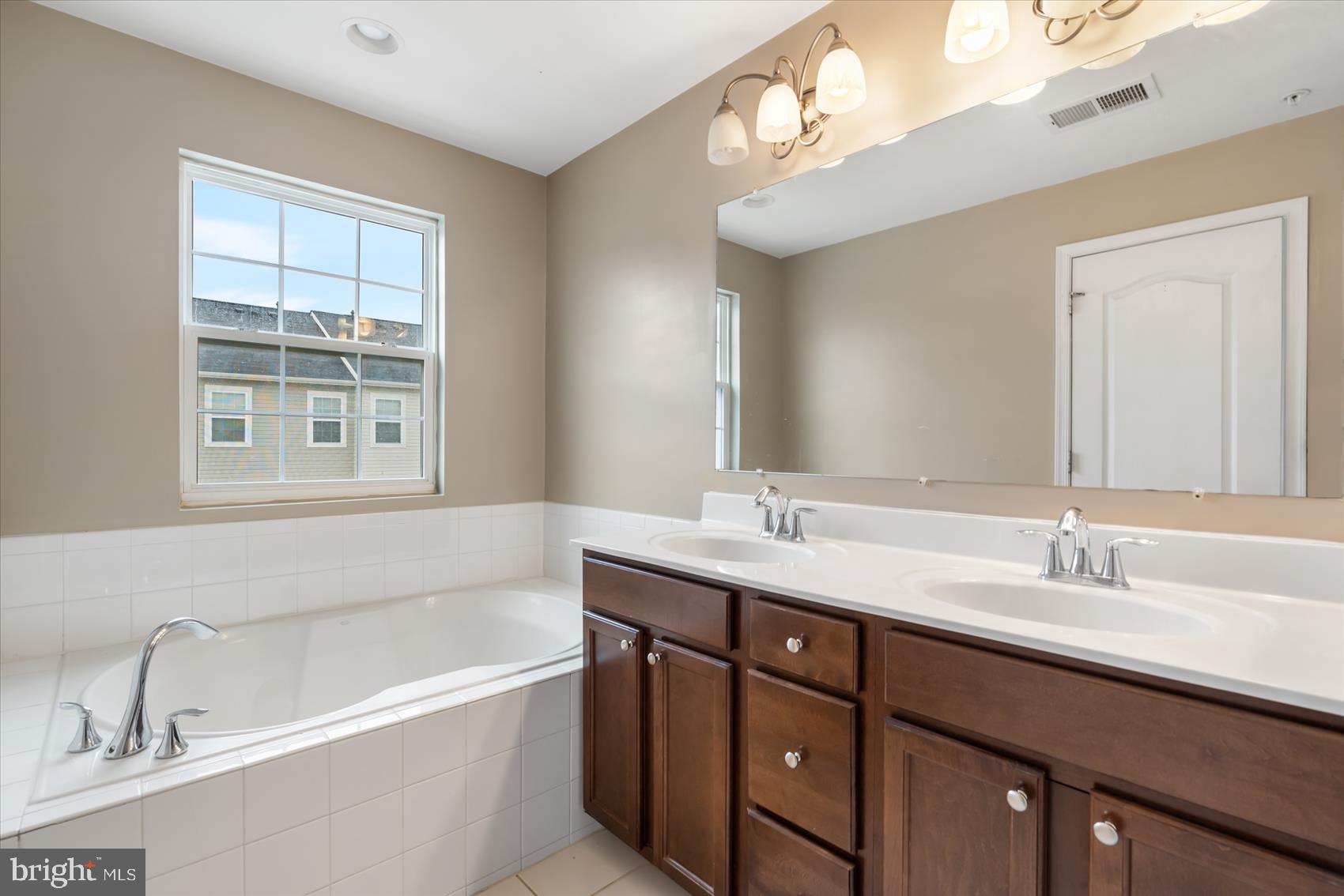 7715 Longbottom Road Elkridge, MD 21075 - Photo 27 of 35 Master Bath