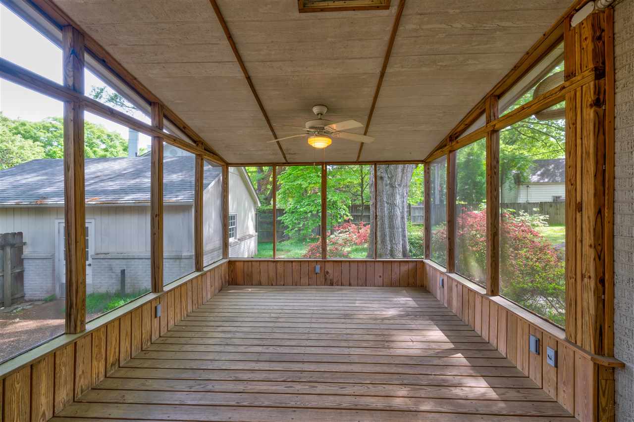 4810 Shady Grove Road Memphis, TN 38117 - Photo 17 of 20 18x12 Screened Porch - this might just be your favorite spot in the house where you can enjoy your morning coffee or afternoon sweet tea!