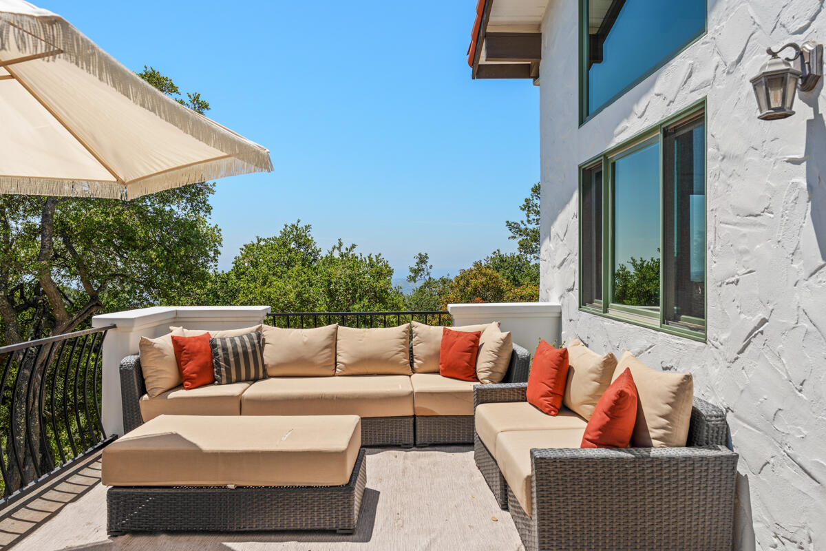 2081 North San Marcos Road Santa Barbara, CA 93111 - Photo 31 of 43 "The Loft" Deck