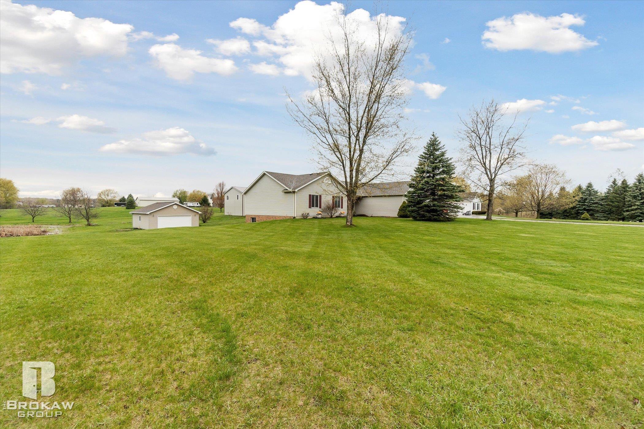5040 Thomas Road Metamora, MI 48455 - Photo 49 of 55 50107761-48.JPG