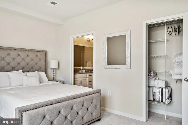 $3,000 | 43031 Foxtrail Woods Terrace, Unit 108, Ashburn, VA 20148