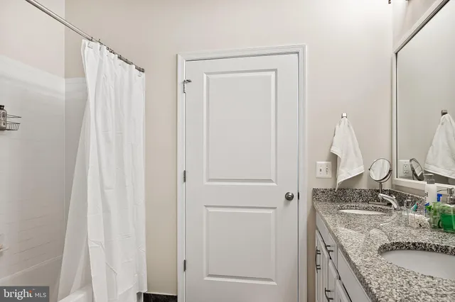 $3,000 | 43031 Foxtrail Woods Terrace, Unit 108, Ashburn, VA 20148