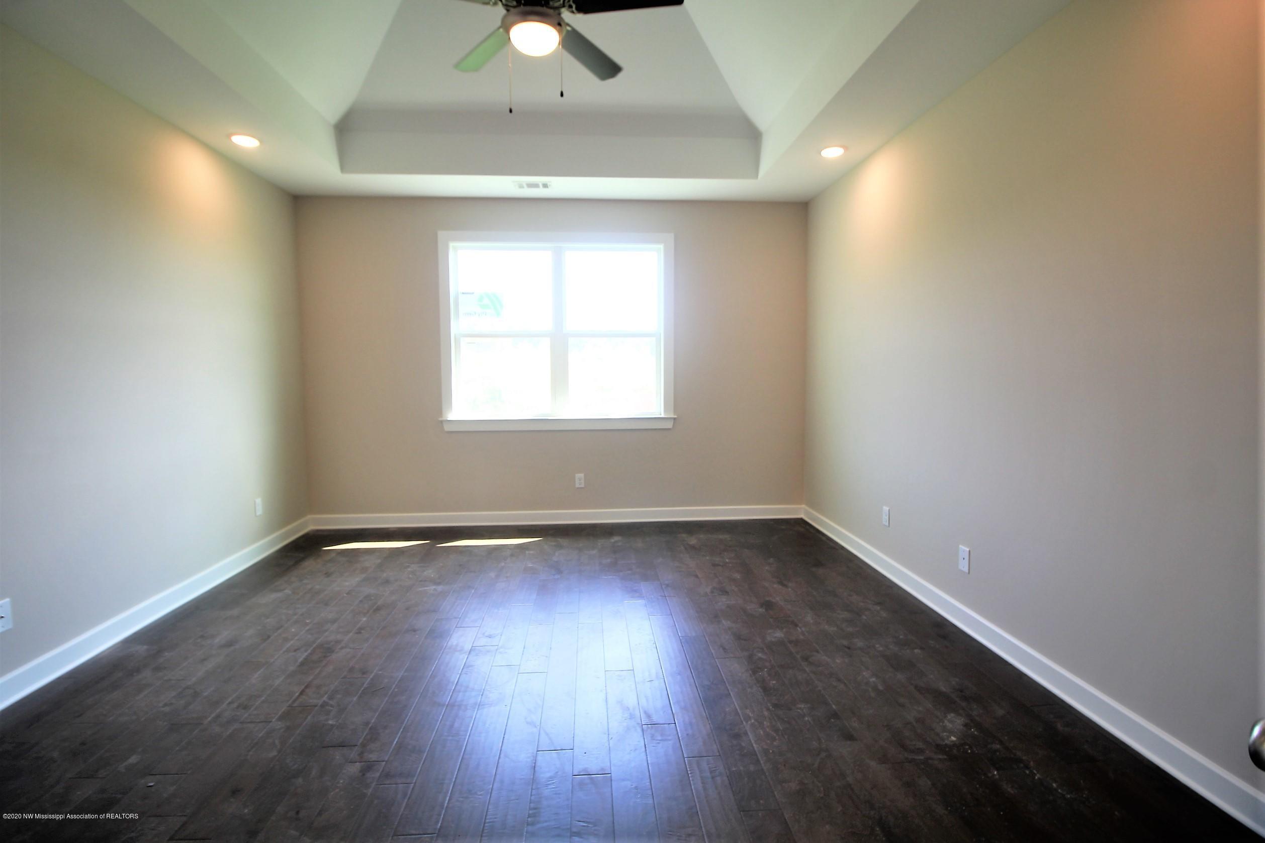 14611 Choctaw Ridge Drive Olive Branch, MS 38654 - Photo 17 of 31 v24