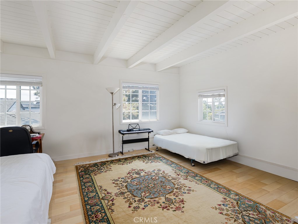 2708 Pine Avenue Manhattan Beach, CA 90266 - Photo 10 of 17