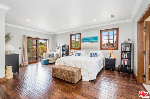 $2,299,000 | 4375 Kraft Avenue, Studio City, CA 91604