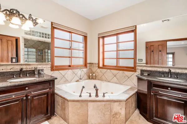 $2,299,000 | 4375 Kraft Avenue, Studio City, CA 91604