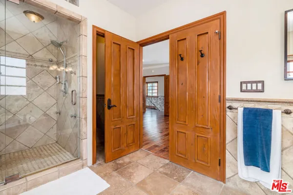 $2,299,000 | 4375 Kraft Avenue, Studio City, CA 91604