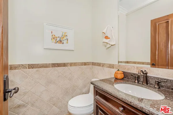 $2,299,000 | 4375 Kraft Avenue, Studio City, CA 91604