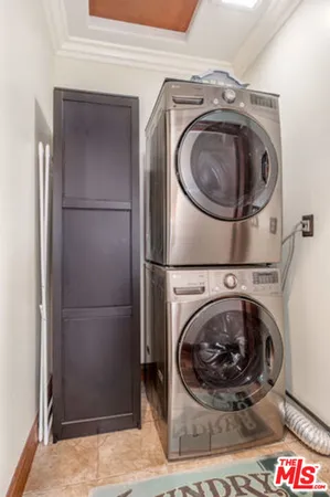 $2,299,000 | 4375 Kraft Avenue, Studio City, CA 91604