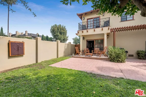 $2,299,000 | 4375 Kraft Avenue, Studio City, CA 91604