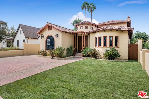 $2,299,000 | 4375 Kraft Avenue, Studio City, CA 91604