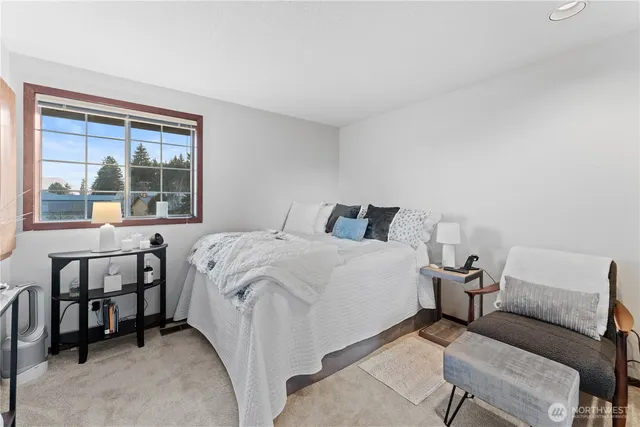 $799,900 | 11243 Airpark Lane Southeast, Yelm, WA 98597