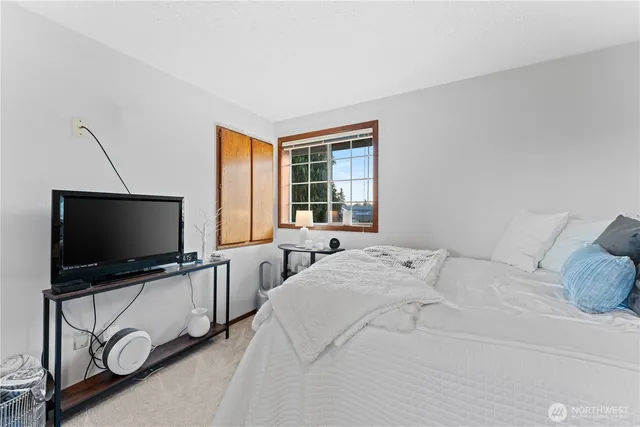 $799,900 | 11243 Airpark Lane Southeast, Yelm, WA 98597