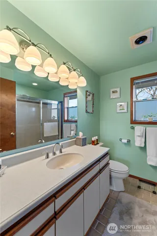 $799,900 | 11243 Airpark Lane Southeast, Yelm, WA 98597