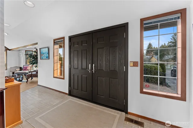 $799,900 | 11243 Airpark Lane Southeast, Yelm, WA 98597