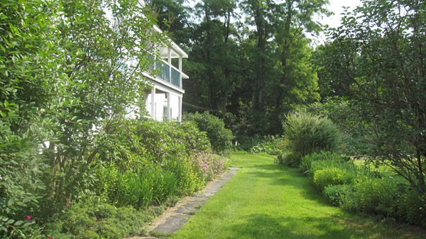 10 Russell Road Huntington, MA 01050 - Photo 4 of 28