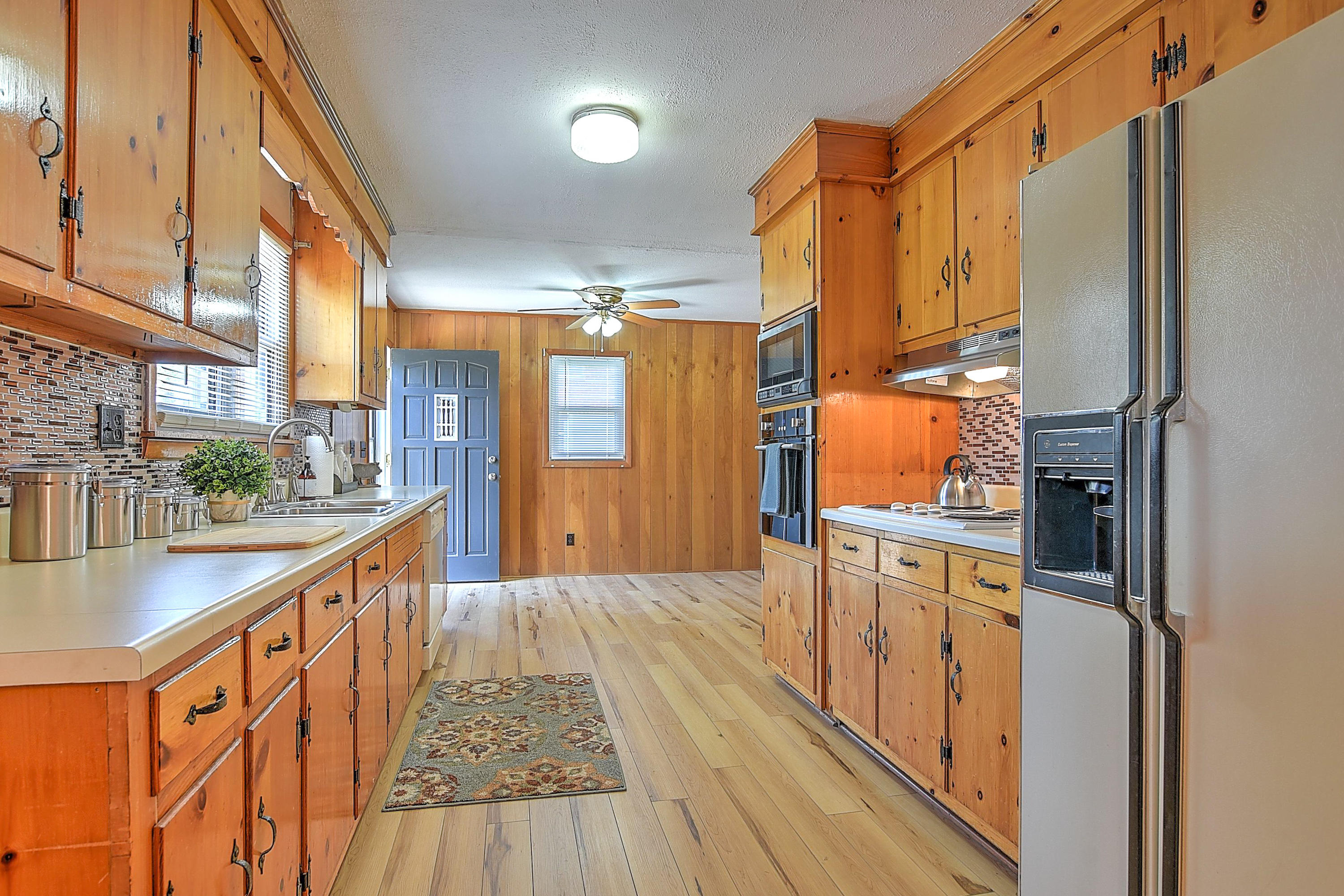 268 Seminole Road Bristol, VA 24201 - Photo 10 of 38 268 Seminole Rd-10