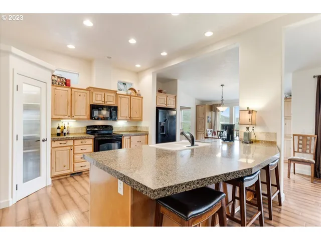 $750,000 | 4532 Emerson Loop Road, The Dalles, OR 97058