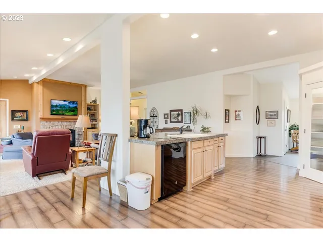 $750,000 | 4532 Emerson Loop Road, The Dalles, OR 97058