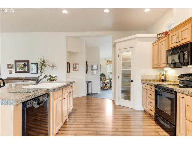 $750,000 | 4532 Emerson Loop Road, The Dalles, OR 97058